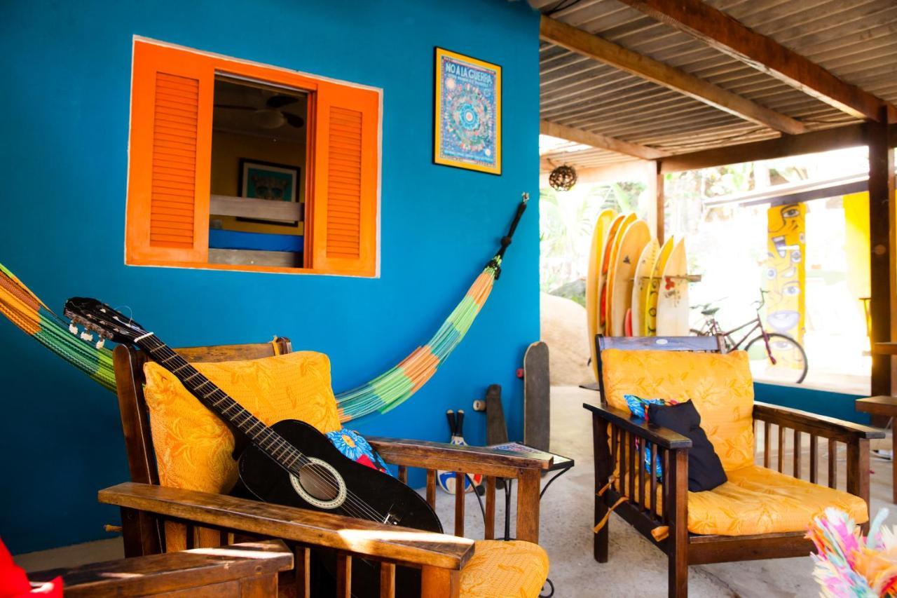 Sintonia Surf Hostel e Bar Ubatuba Esterno foto